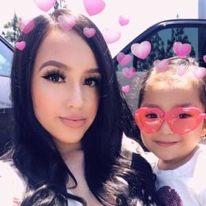 Meet your Posher, Ashley